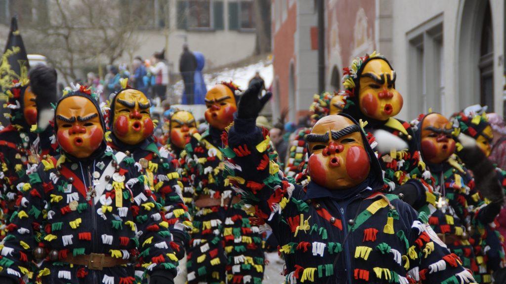 strassenfasnet 641293 1920 1024x576 - Une Armée de Jack pour combattre le Pouvoir