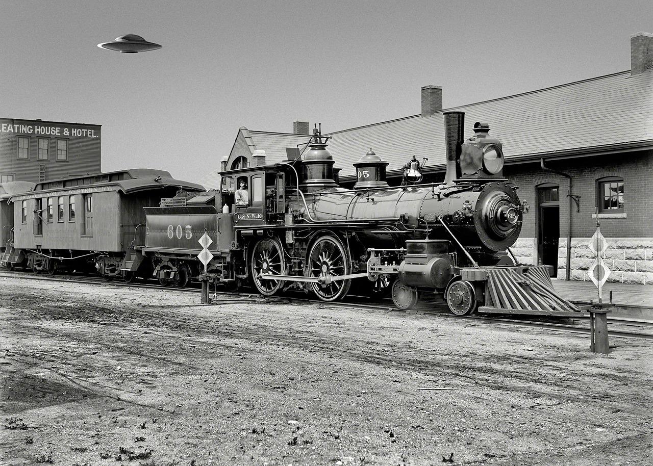 steam locomotive 502111 1280 - Des OVNIS et des complots